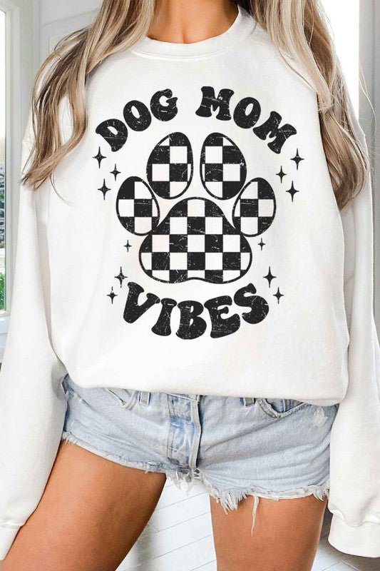 Dog Mom Vibes Oversized Sweatshirt (4 Colors)