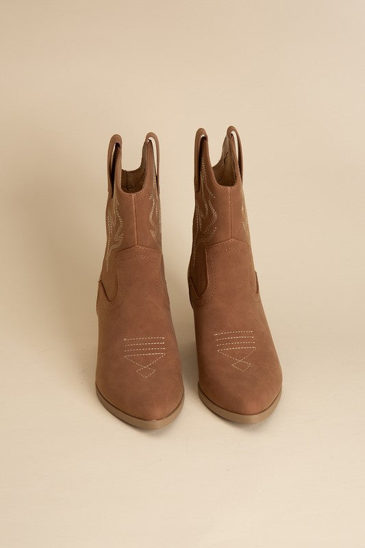 Blazing-S Western Boots (2 Colors)