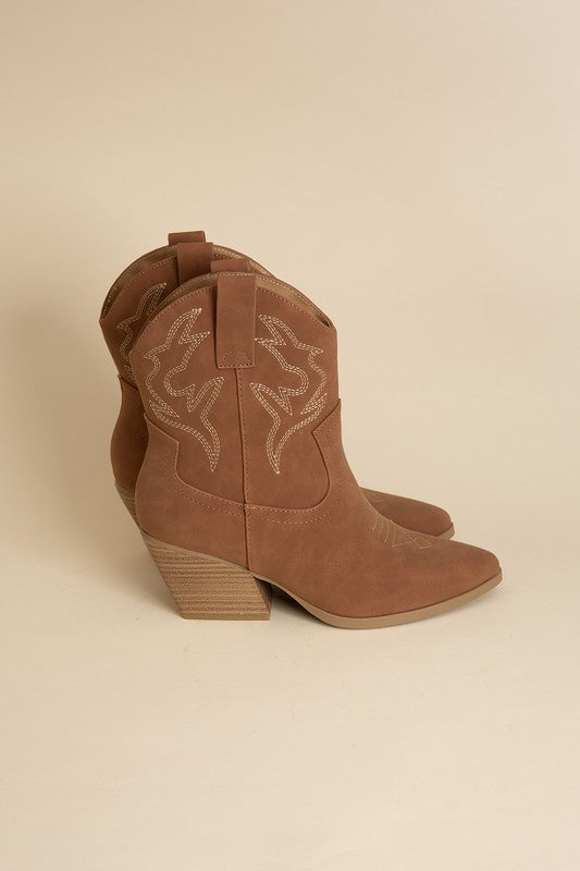 Blazing-S Western Boots (2 Colors)