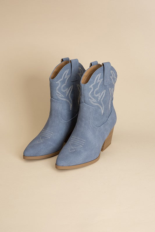 Blazing-S Western Boots (2 Colors)