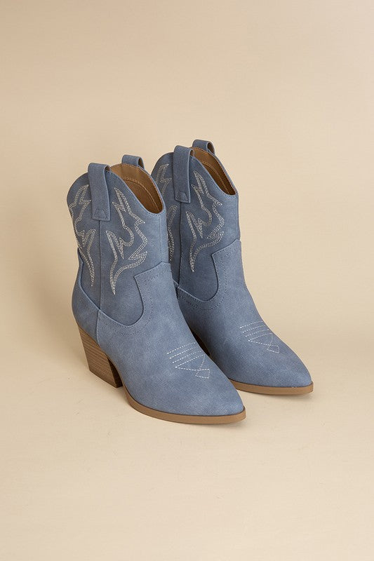 Blazing-S Western Boots (2 Colors)